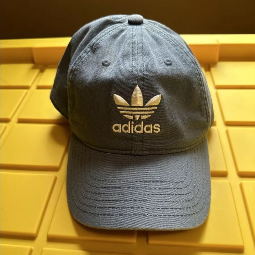 Adidas vintage blue hat